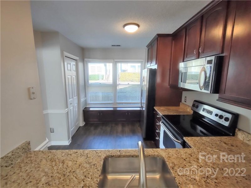 Property image 4 at 8206 Legare Court, Charlotte, NC 28210