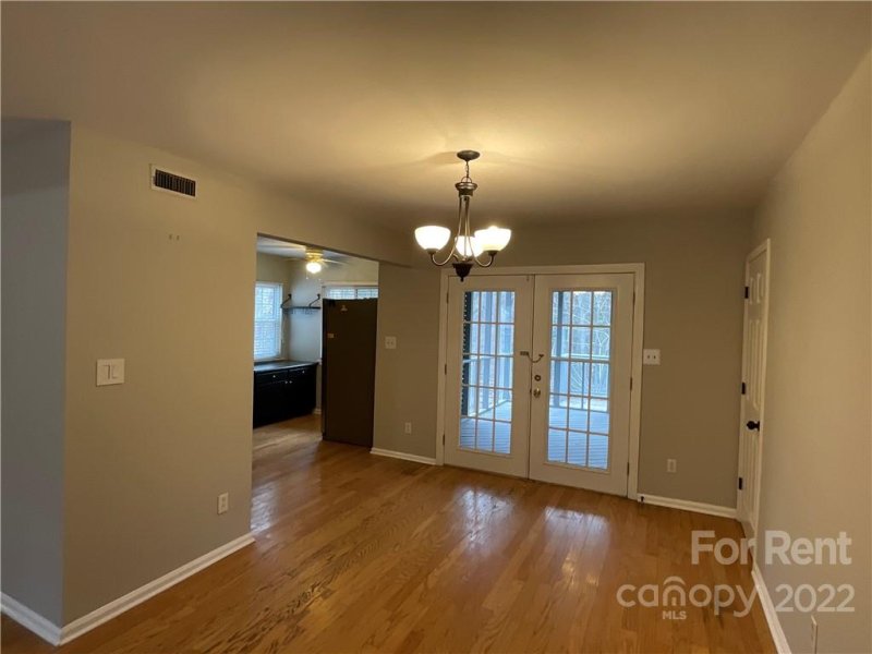 Property image 4 at 7624 Zermatt Lane, Charlotte, NC 28226