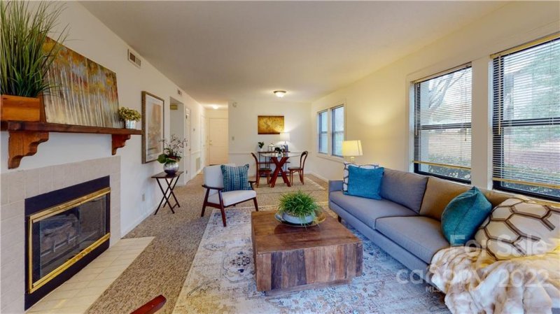 Property image 5 at 601 Abbey Circle, Asheville, NC 28805