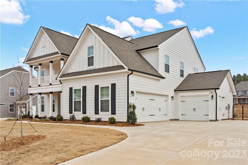 Property image 2 at 606 Yucatan Drive, Waxhaw, NC 28173