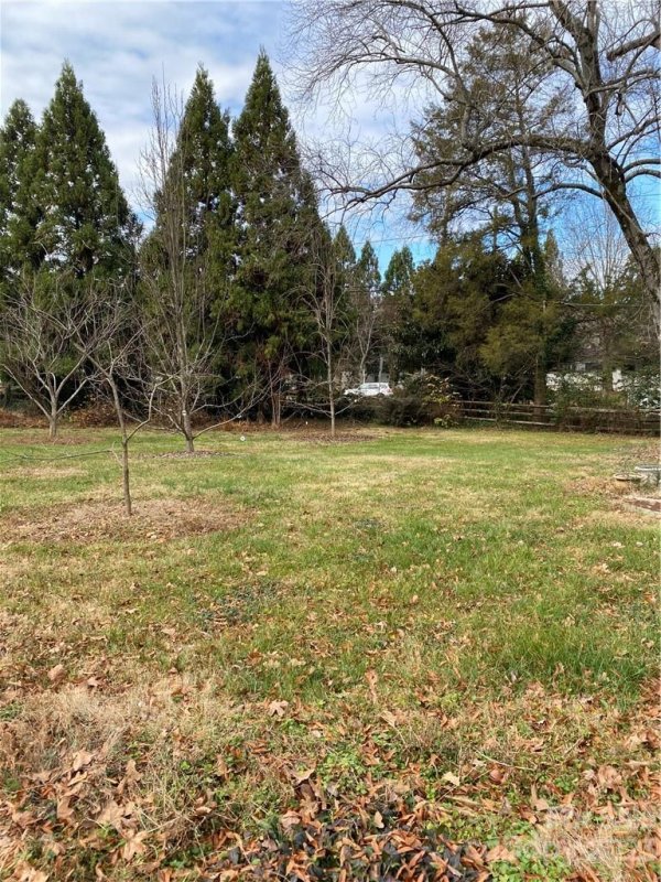 Property image 2 at 1001 Coddington Place, Charlotte, NC 28211