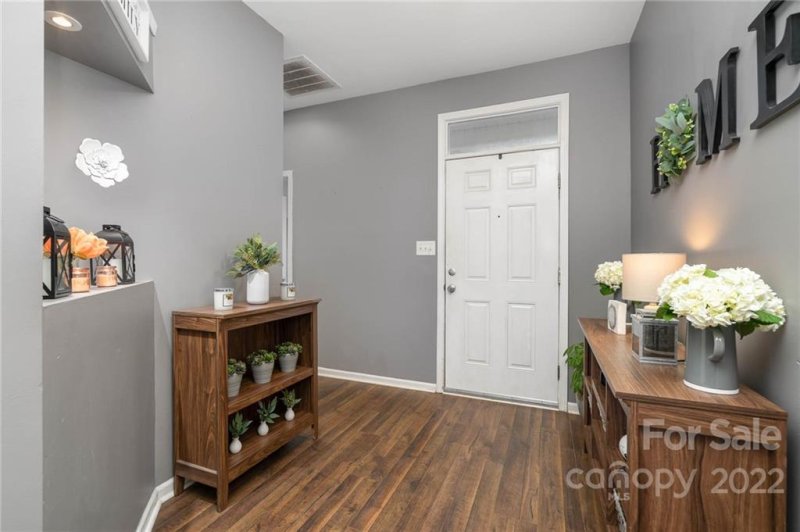 Property image 5 at 4018 Far West Drive, Charlotte, NC 28269