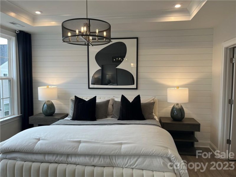 Property image 5 at 2562 Deacon Avenue, Charlotte, NC 28204