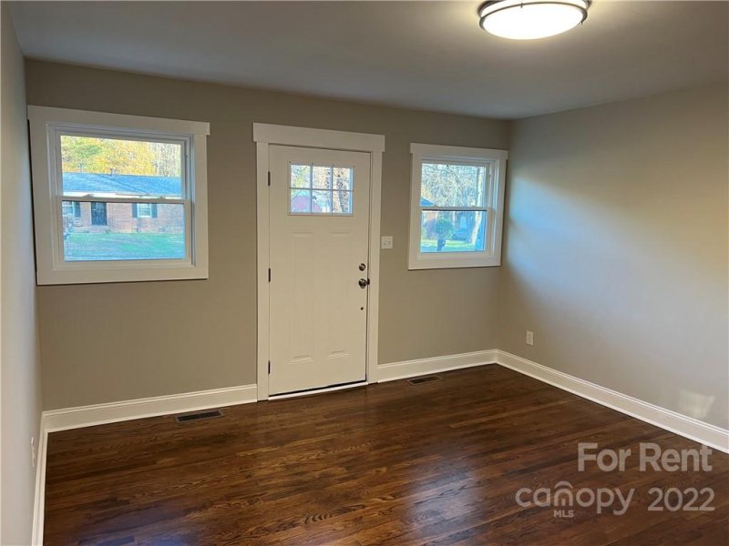 Property image 3 at 1037 Newcastle Road, Gastonia, NC 28052