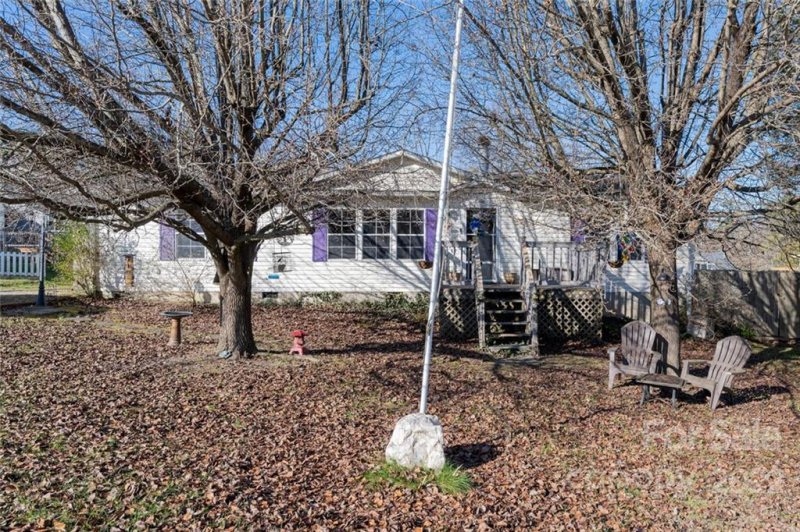 Property image 3 at 110 Pinellas Street, Hendersonville, NC 28791