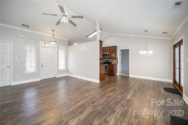 Property image 5 at 105 Golden Rain Court, Mount Holly, NC 28120