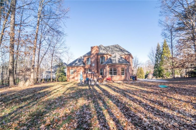 Property image 4 at 252 Bay Shore Loop, Mooresville, NC 28117