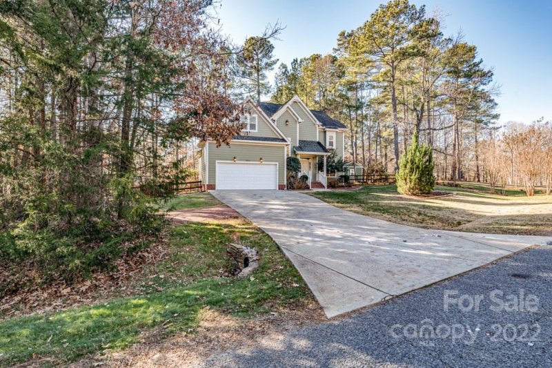 Property image 2 at 4514 Ferguson Circle, Waxhaw, NC 28173