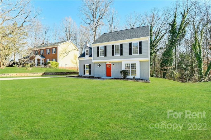 Property image 2 at 7120 Amarillo Drive, Charlotte, NC 28262