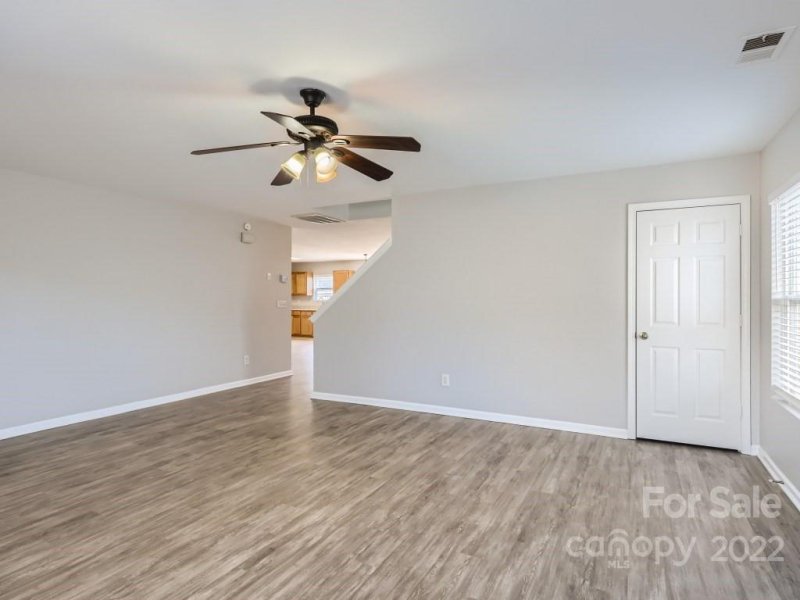 Property image 4 at 9326 John Russell Road, Charlotte, NC 28215