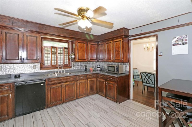 Property image 4 at 1912 Beauty Street, Statesville, NC 28625