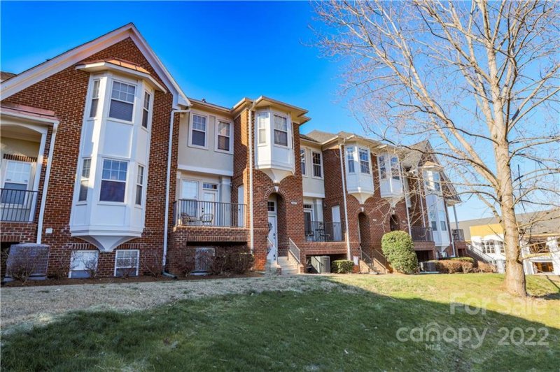 Property image 3 at 11013 Lancaster Park Drive, Charlotte, NC 28277