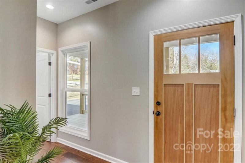 Property image 4 at 8 Cambridge Drive, Candler, NC 28715