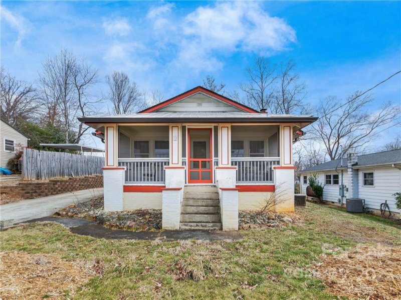 Property image 2 at 72 Middlemont Avenue, Asheville, NC 28806