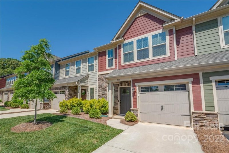 Property image 3 at 407 Park Meadows Drive, Matthews, NC 28104