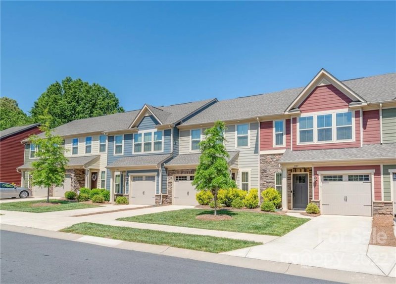 Property image 5 at 407 Park Meadows Drive, Matthews, NC 28104