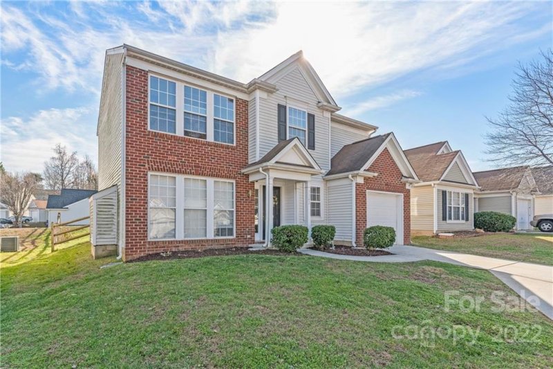 Property image 3 at 7342 Balancing Rock Court, Charlotte, NC 28262
