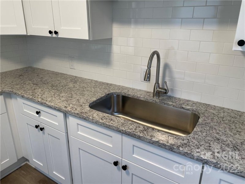 Property image 3 at 1306 Oaklawn Avenue, Charlotte, NC 28206