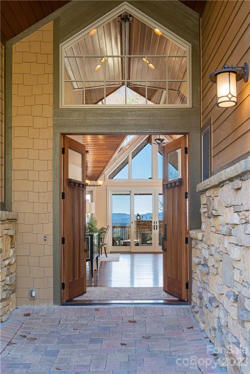 Property image 2 at 447 Old Stone Gate Place, Asheville, NC 28804