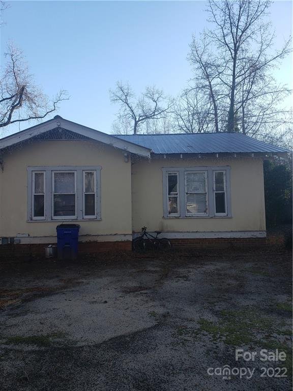 1050 East Main Street