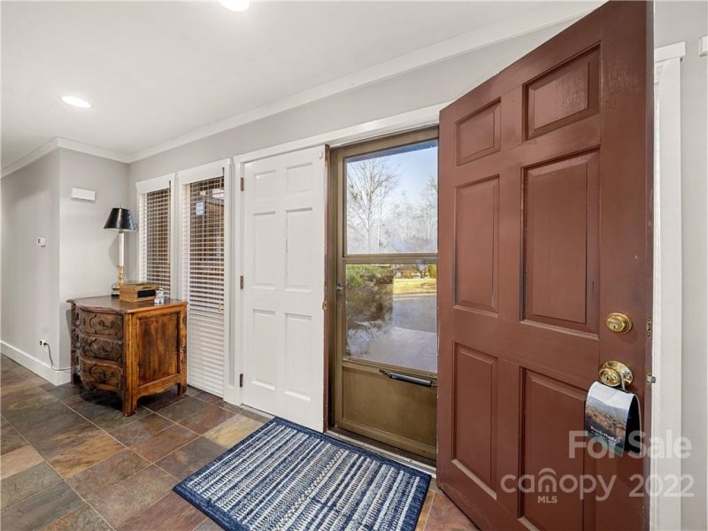 Property image 3 at 130 Brandon Road, Hendersonville, NC 28739