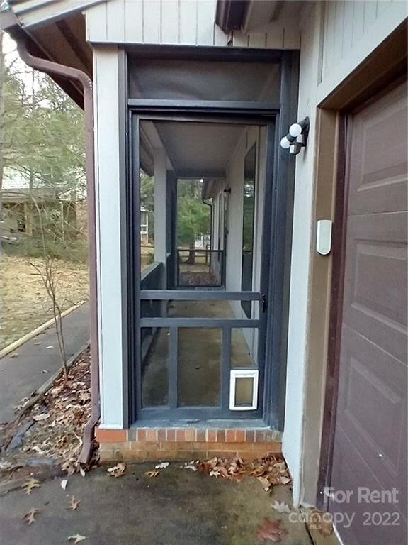 Property image 2 at 335 Heather Court, Asheville, NC 28804