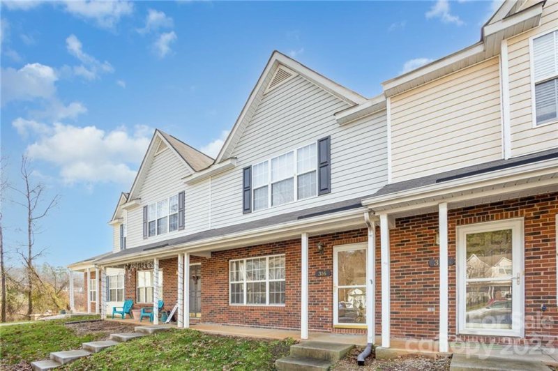 316 Wilkes Place Drive