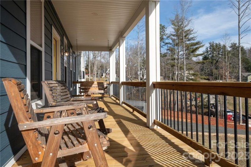 Property image 3 at 15 Copper Mill Court, Candler, NC 28715