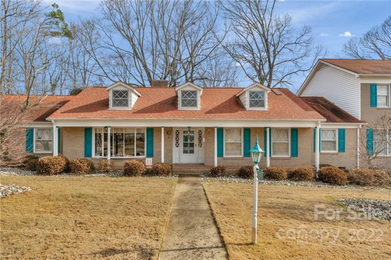 Property image 2 at 100 Poplar Street, Fort Mill, SC 29715