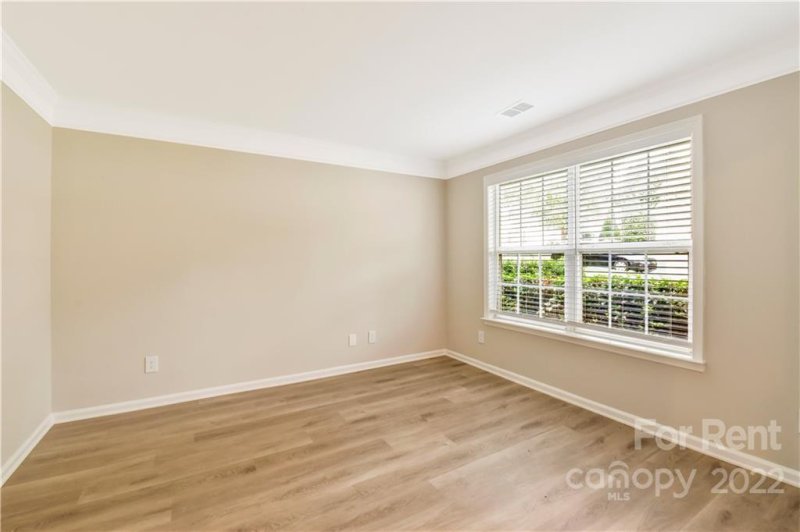 Property image 4 at 11826 Fox Glen Road, Charlotte, NC 28269