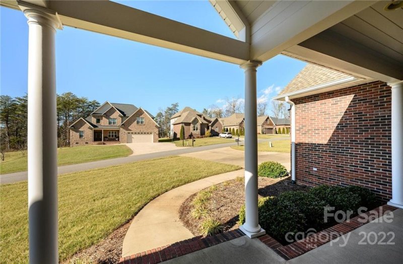 Property image 4 at 1467 Kensington Park Court, Hickory, NC 28602