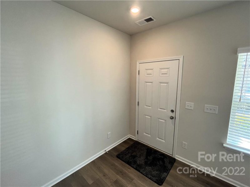 Property image 3 at 9306 Grand Valley Drive, Charlotte, NC 28213