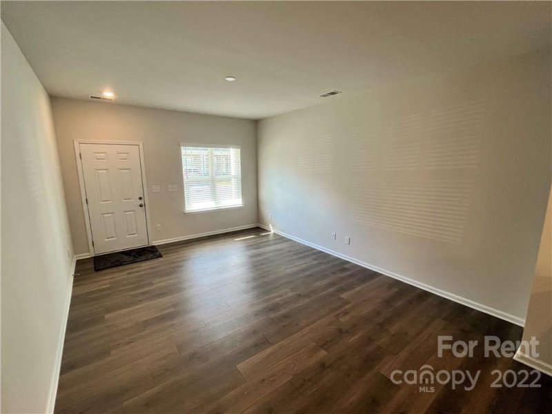 Property image 4 at 9306 Grand Valley Drive, Charlotte, NC 28213