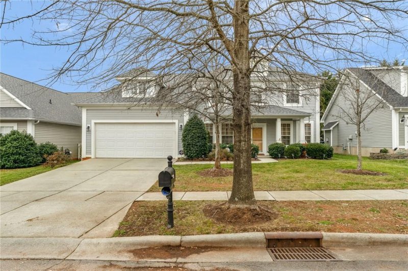 Property image 3 at 1324 Millbank Drive, Stallings, NC 28104