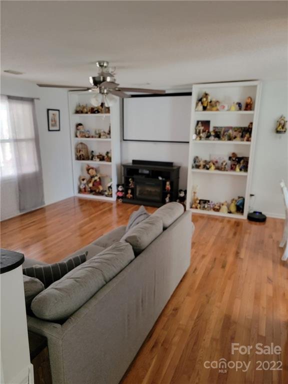 Property image 3 at 2985 Woodstream Drive, Valdese, NC 28690