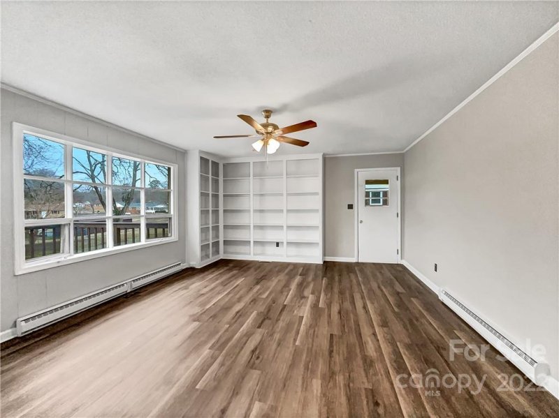 Property image 3 at 417 Ashebrook Park Road, Dallas, NC 28034