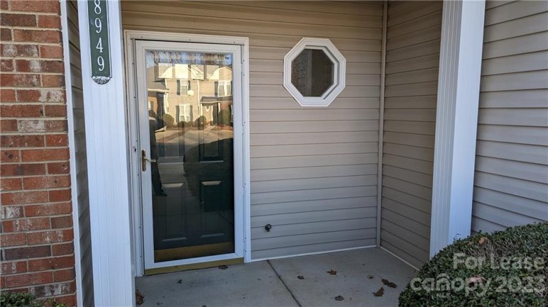 Property image 2 at 8949 Cinnabay Drive, Charlotte, NC 28216