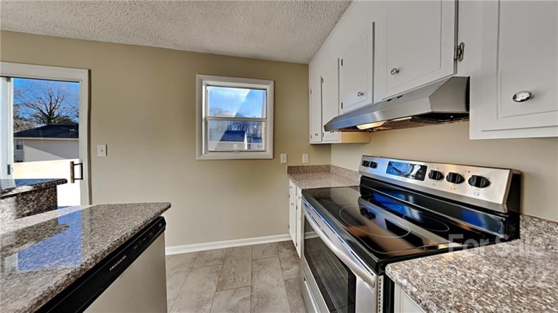 Property image 4 at 1949 Lancer Court, Gastonia, NC 28054