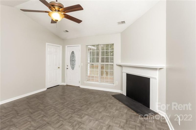 Property image 3 at 208 Turning Leaf Drive, Hopkins, SC 29061