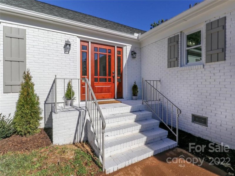 Property image 2 at 6225 Wheeler Drive, Charlotte, NC 28211