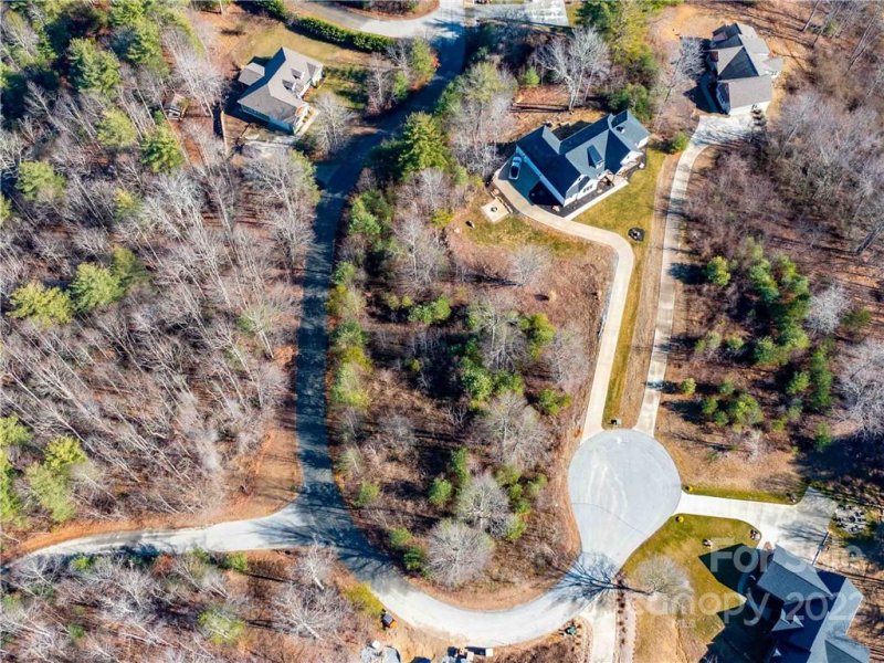 Property image 3 at 475 Morning Air Lane, Hendersonville, NC 28792