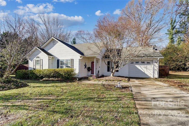 Property image 2 at 6406 Currywood Place, Charlotte, NC 28227