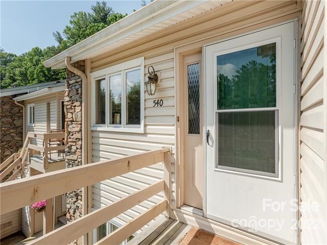 Property image 2 at 540 Britton Creek Drive, Hendersonville, NC 28791