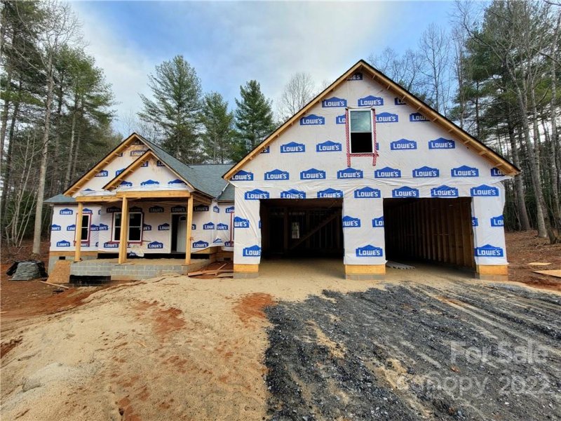 1711 Plantation Loop