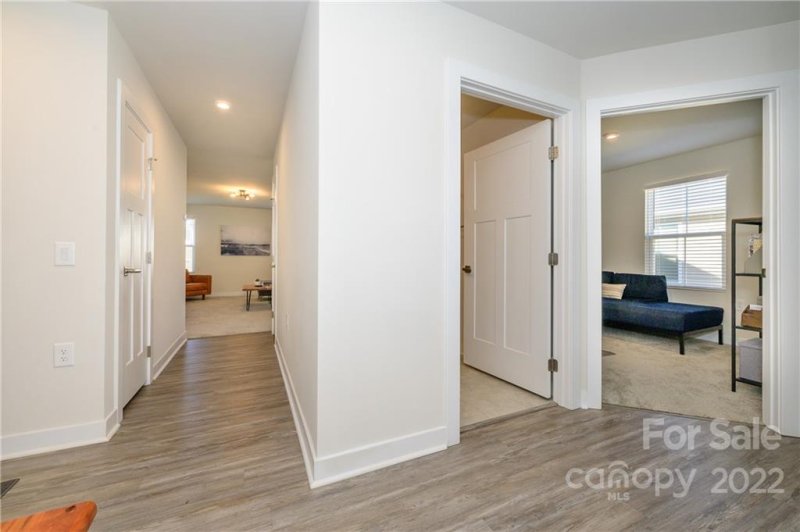 Property image 4 at 5513 Hughesdale Drive, Charlotte, NC 28215