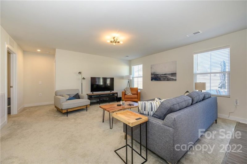 Property image 5 at 5513 Hughesdale Drive, Charlotte, NC 28215