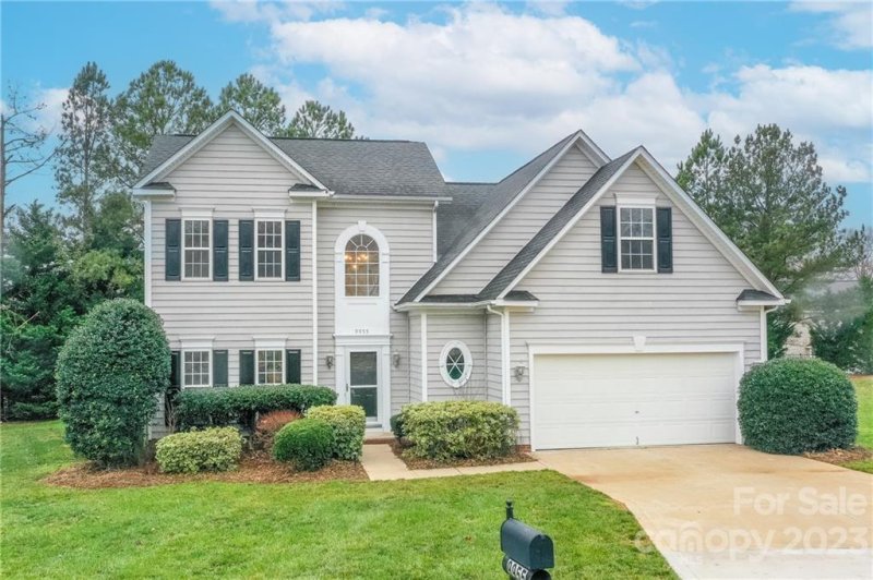Property image 3 at 9955 Mitchell Glen Drive, Charlotte, NC 28277