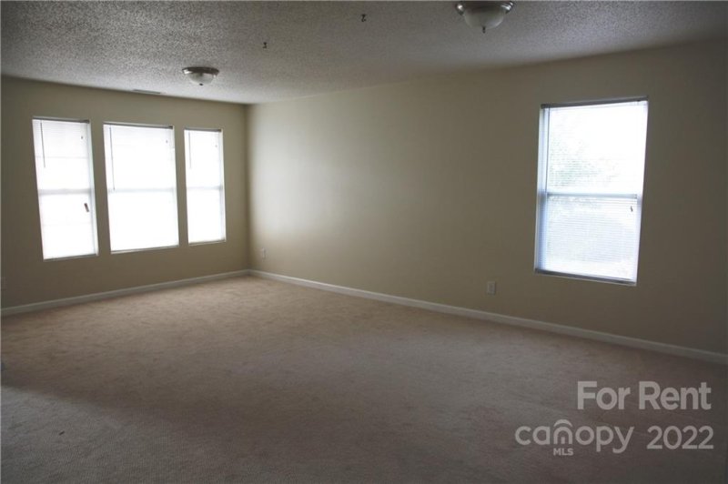 Property image 4 at 14214 Luscombe Farm Road, Charlotte, NC 28278