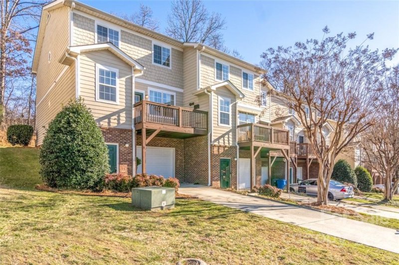 Property image 2 at 111 High Ridge Road, Mooresville, NC 28117