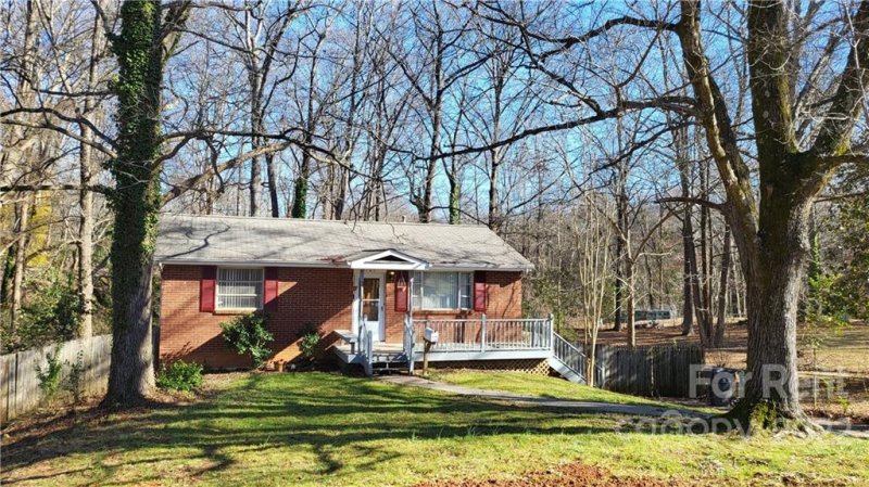 Property image 2 at 2143 Finchley Drive, Charlotte, NC 28215